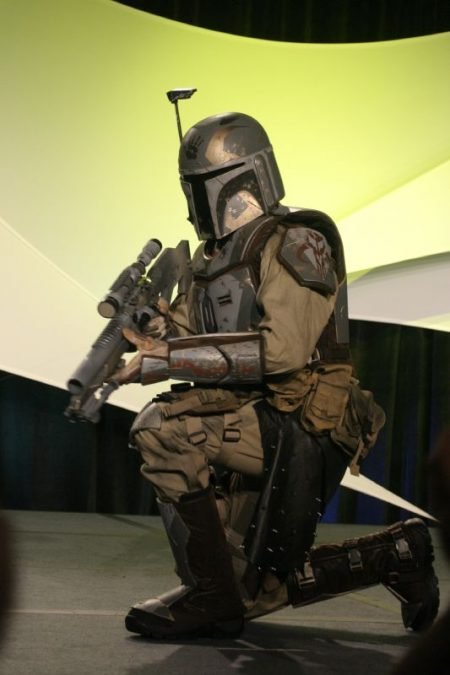 MANDO-BORING-ON? MANDALORIAN IS IN TROUBLE. MAYBE?!