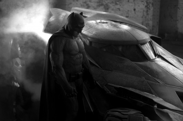 batman-vs-superman-new-batman-suit-2014-HR