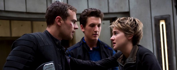 The Divergent Series Insurgent Review The Divergent Series Insurgent Review