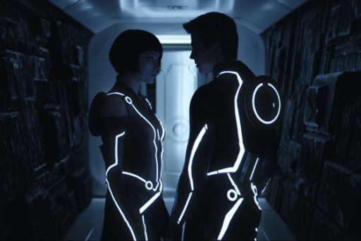 Tron Night Footage Reviewed and Interview with “Legacy” Writers