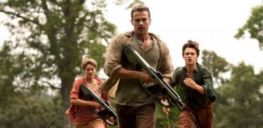 ‘The Divergent Series: Insurgent’: Theo James, Ansel Elgort, Jai Courtney Talk Training, Feminine Strength, And More